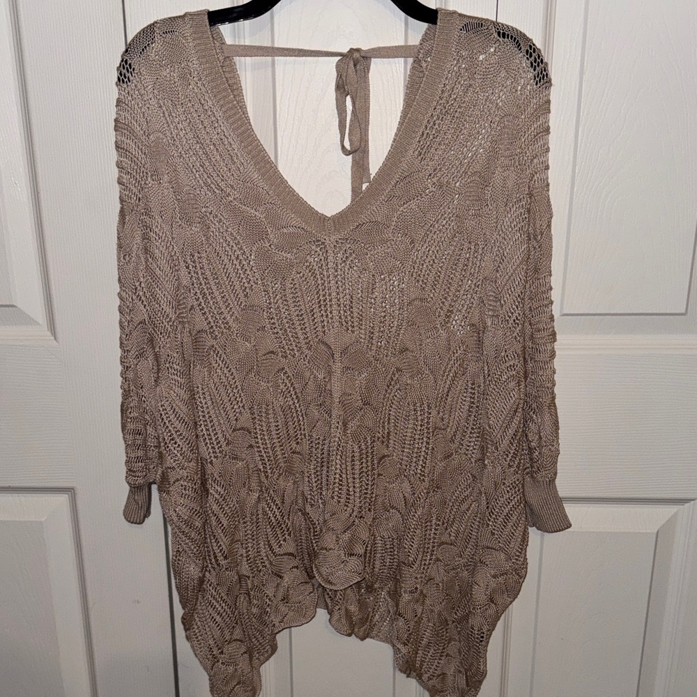 Women's Taupe Knit V‑Neck Pullover Top, NEW